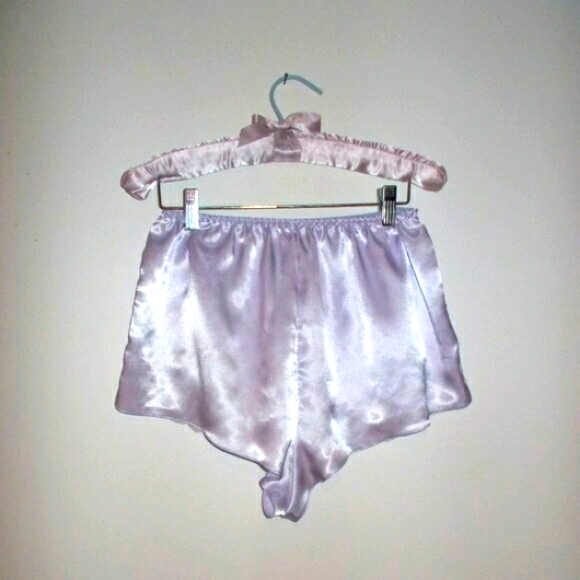 Vintage lavender satin and lace camisole/shortie set in S-M - Picture 4 of 4